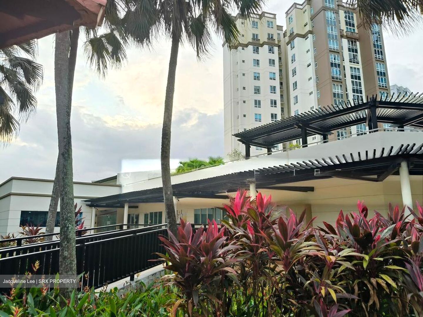 The Tropica (D18), Retail #570918241